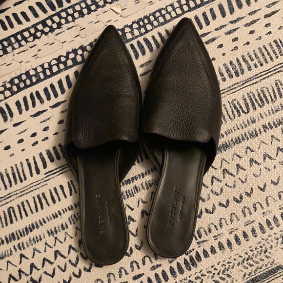 Everlane Shoes - Everlane Black Leather Mules